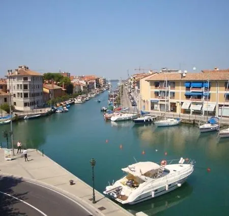 Riviera Appartament アパート *